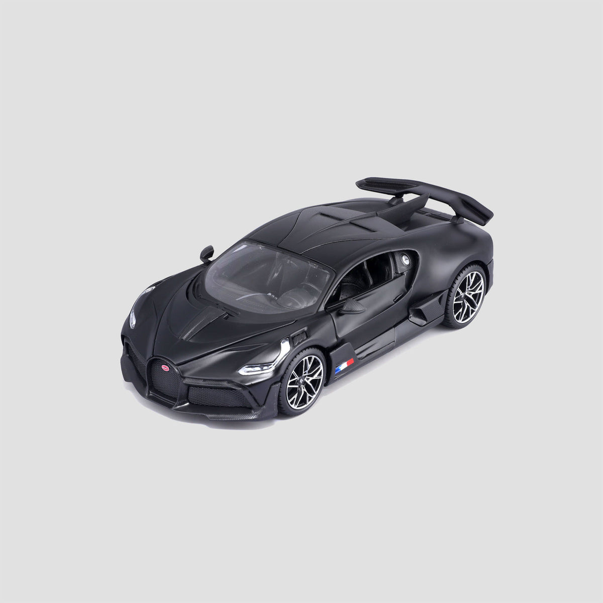 Maisto Bugatti Divo Die-Cast Model Car 1:24 Matte Black