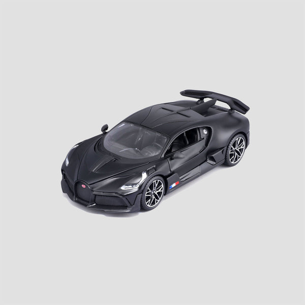 Maisto 1:24 Bugatti Divo Matte Black Licensed Diecast Scale Model Collectible Car