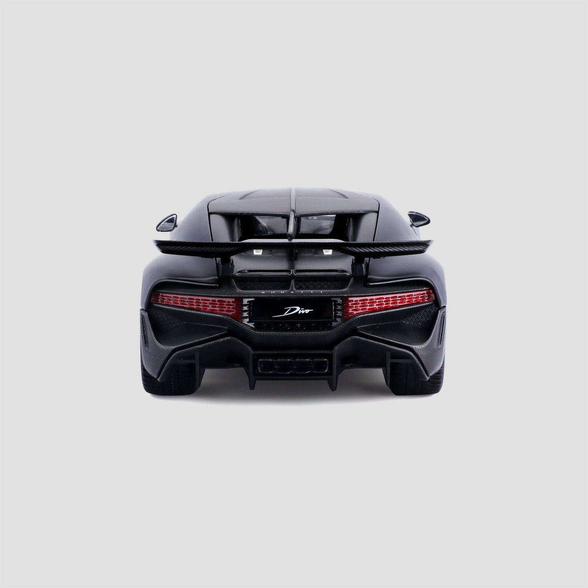 Maisto Bugatti Divo Die-Cast Model Car 1:24 Matte Black