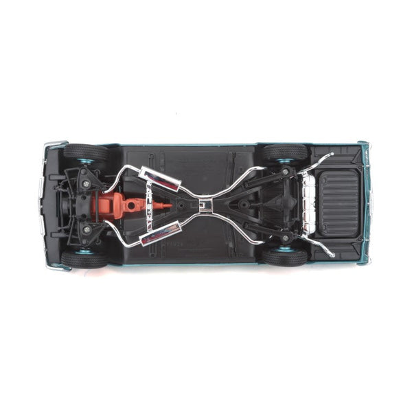 Maisto 1:18 1962 Chevrolet Bel Air - Metallic Light Blue