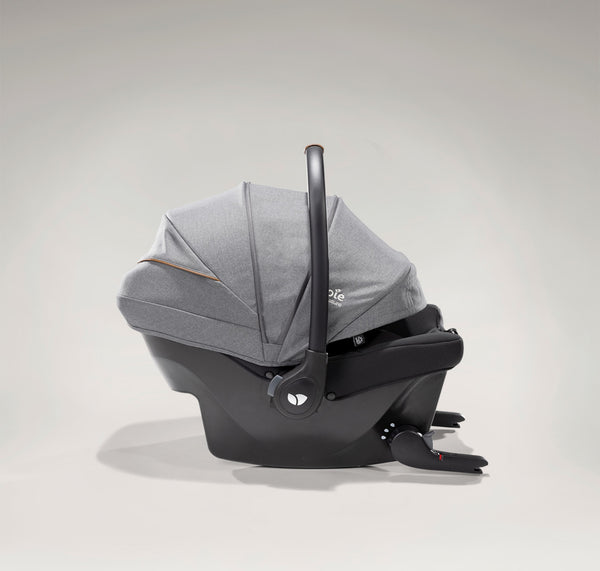 Joie Sprint™ Integrated ISOFIX Baby Car Seat 40-75cm Carbon