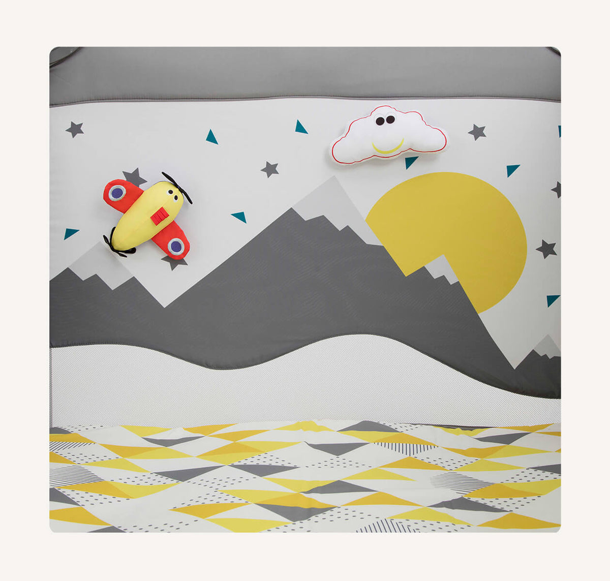 Joie Cheer™ Compact Playpen – Little Explorer