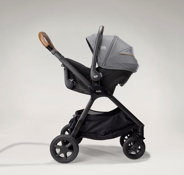 Joie Sprint™ Integrated ISOFIX Baby Car Seat 40-75cm Carbon