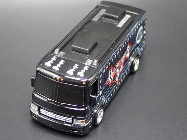 Hot Wheels Premium Pop Culture MTV Headbangers Hw Tour Bus