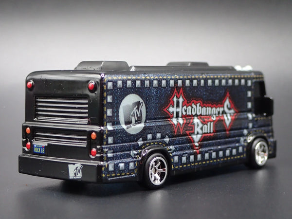 Hot Wheels Premium Pop Culture MTV Headbangers Hw Tour Bus