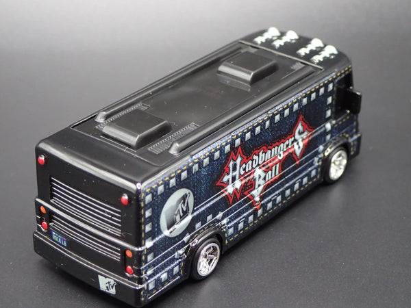 Hot Wheels Premium Pop Culture MTV Headbangers Hw Tour Bus