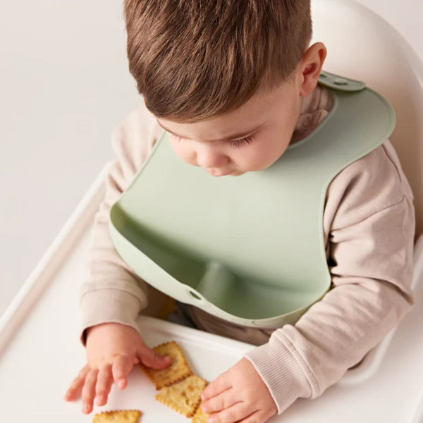 b.box Silicone Bib with Crumb Catcher – Sage Green