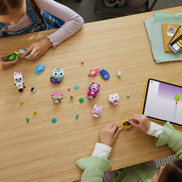 LEGO Gabby’s Dollhouse Gabby’s Brick-Built Cat Friends 11215