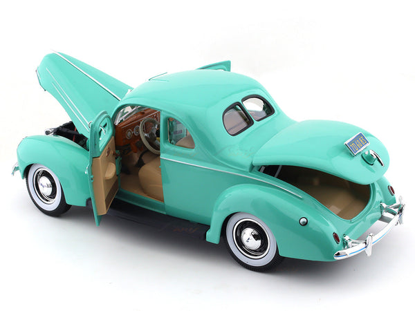 1939 Ford Coupe Green 1:18 Maisto licensed diecast scale model car collectible