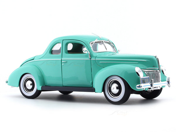 1939 Ford Coupe Green 1:18 Maisto licensed diecast scale model car collectible