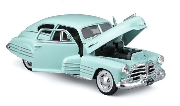 Maisto 1:24 1948 Chevrolet Fleetline Aerosedan Green Licensed Diecast Scale Model Car