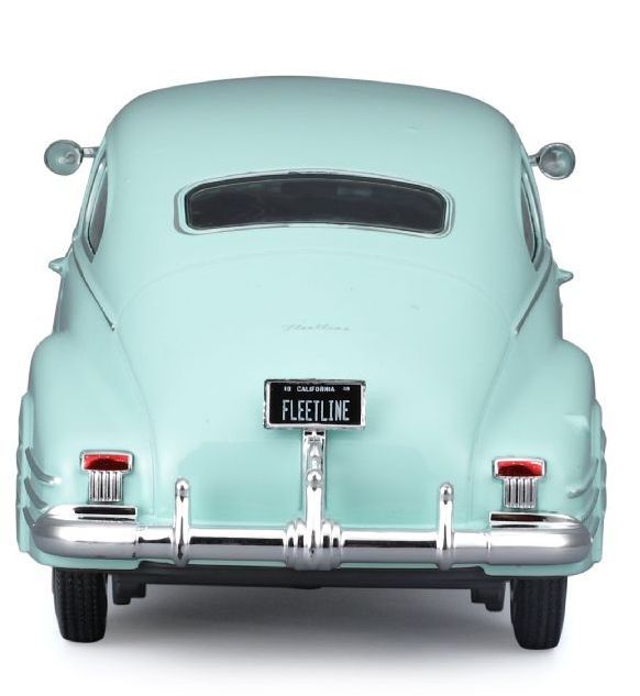 Maisto 1:24 1948 Chevrolet Fleetline Aerosedan Green Licensed Diecast Scale Model Car