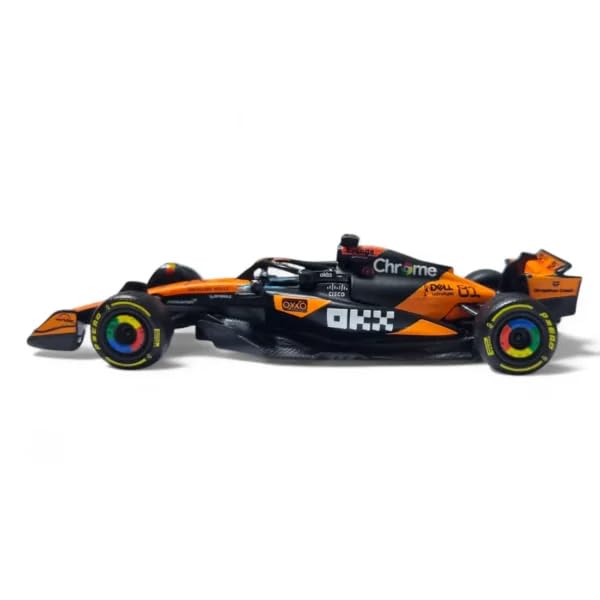 Bburago 1:64 Formula 1 2025 McLaren MCL39 No 81 Licensed Diecast Scale Model Car