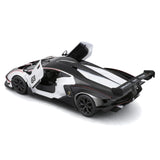 Bburago 1:24 Lamborghini Essenza SCV12 #63 Diecast Model – White & Black