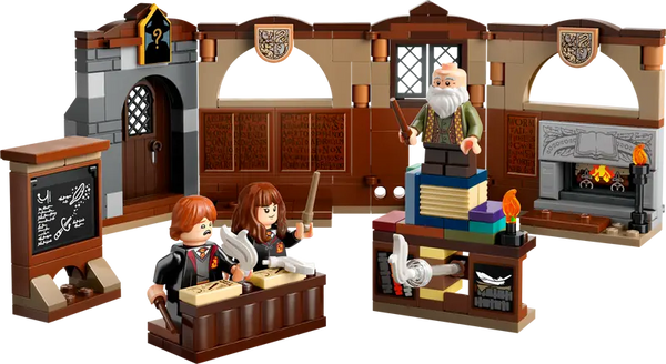 LEGO HARRY POTTER Hogwarts™ Castle: Charms Class