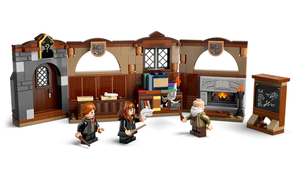 LEGO HARRY POTTER Hogwarts™ Castle: Charms Class
