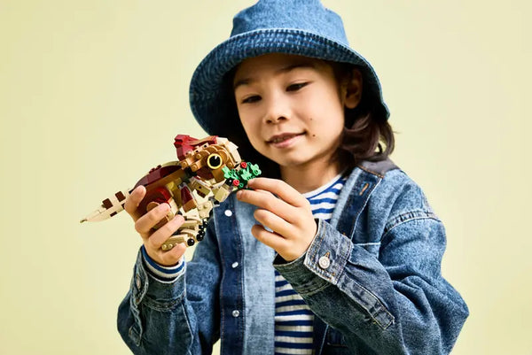 LEGO Jurassic World Baby Dinosaur Dolores: Aquilops 7+ 339Pcs 76970