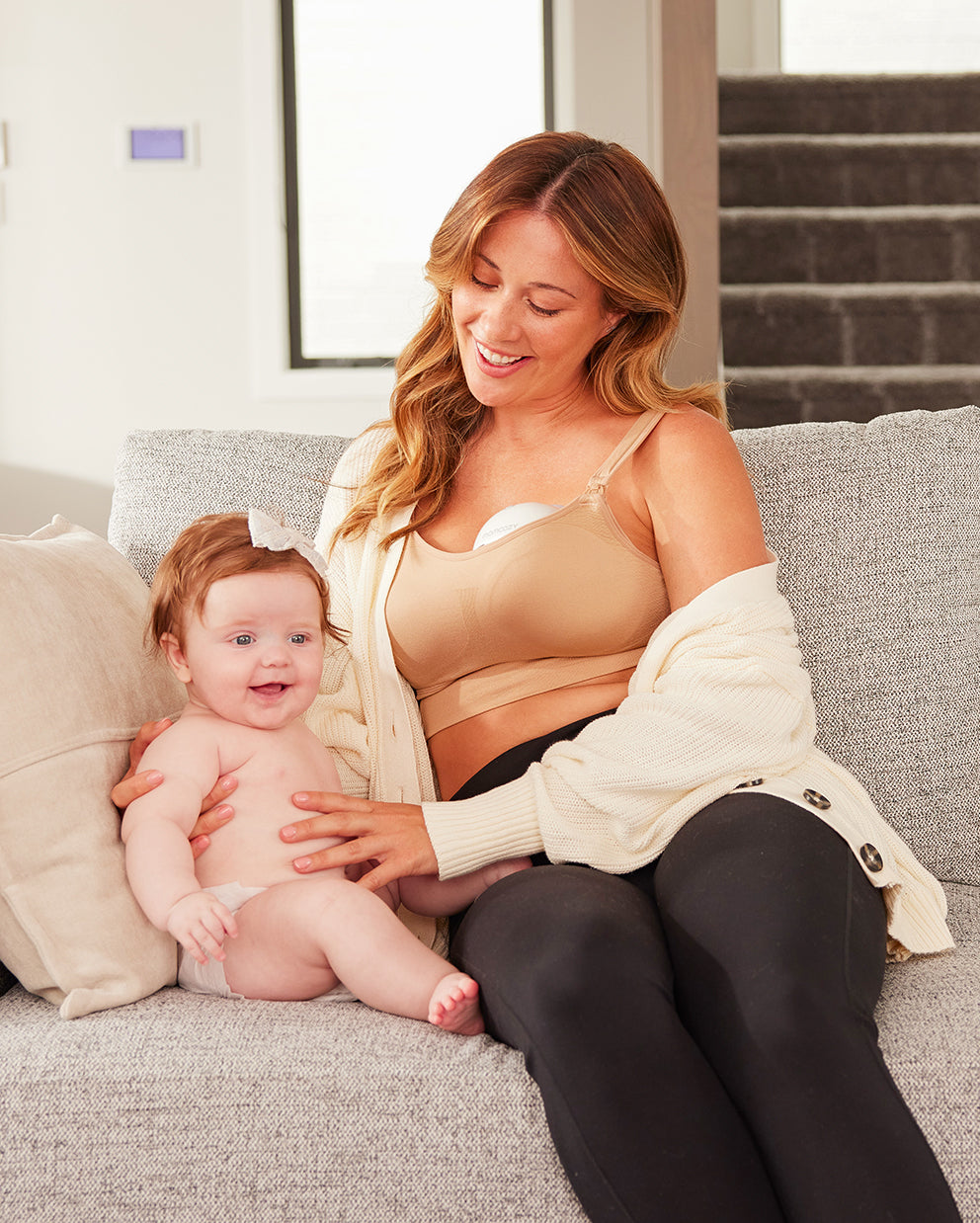 Momcozy M5 Wearable Breast Pump Single - Red