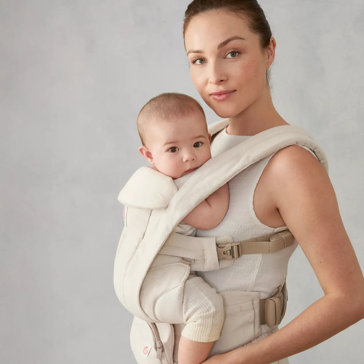 Ergobaby Omni Deluxe Baby Carrier Linen 0-48 Months Natural Linen