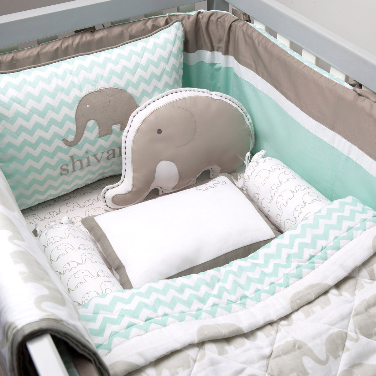Masilo Organic Cotton Cot Bedding Set – Elephant Parade