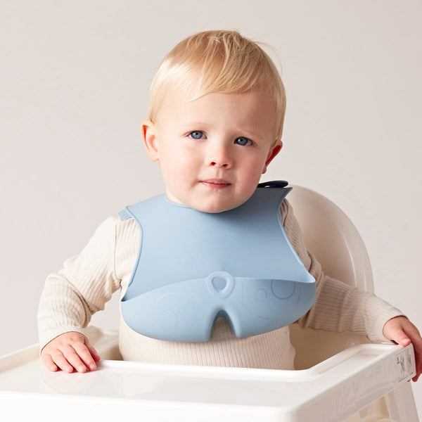 b.box Silicone Bib with Crumb Catcher – Ocean Blue