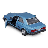 Bburago 1/24 Scale 1987 Mercedes-Benz 190 E 2.6 Diecast Car Model