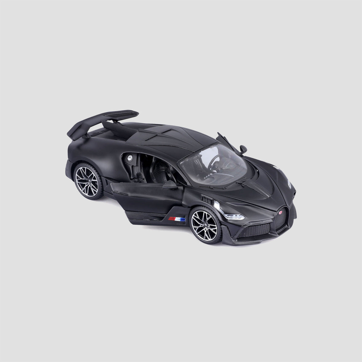 Maisto Bugatti Divo Die-Cast Model Car 1:24 Matte Black