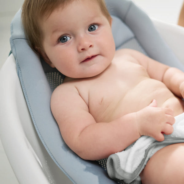 Skip Hop Wave 4 in 1 Bath Tub - White