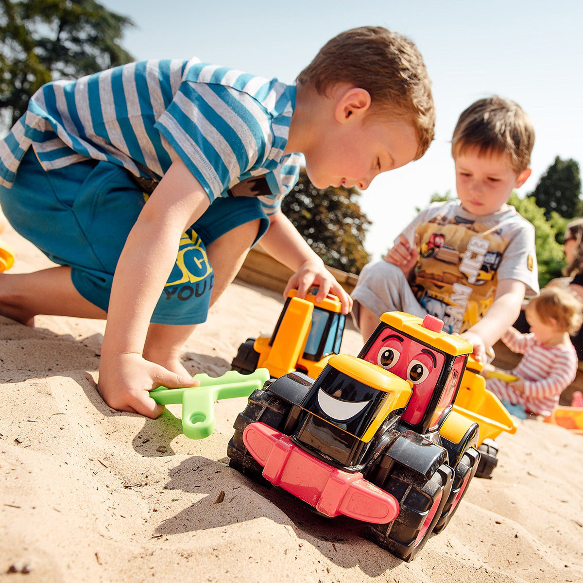 JCB My First Big Wheeler Freddie Fastrac 12M+ – Multicolour